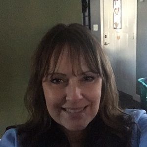 Meet your Posher, Eileen